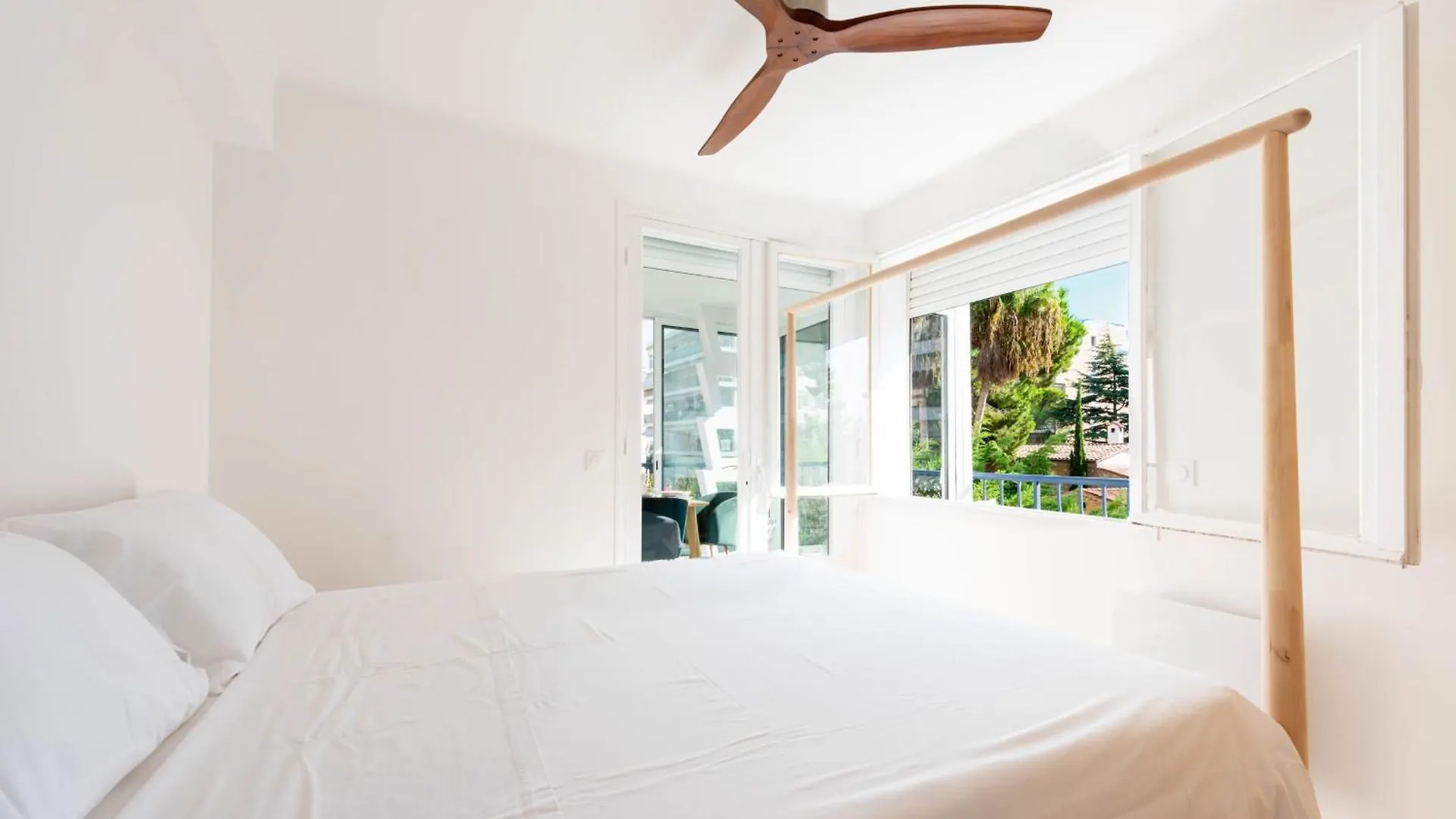 Bright 1-Br Apartment Walk To The Beach Cannes