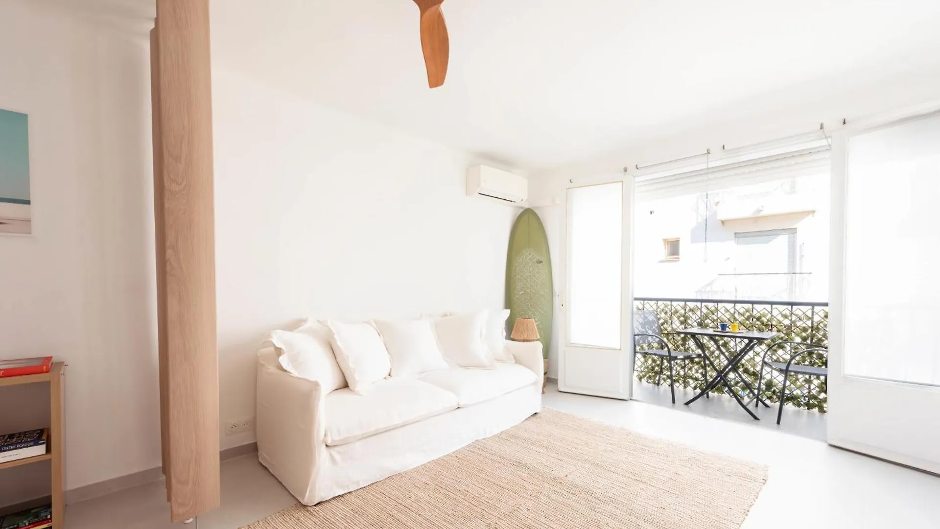 Bright 1-Br Apartment Walk To The Beach Cannes